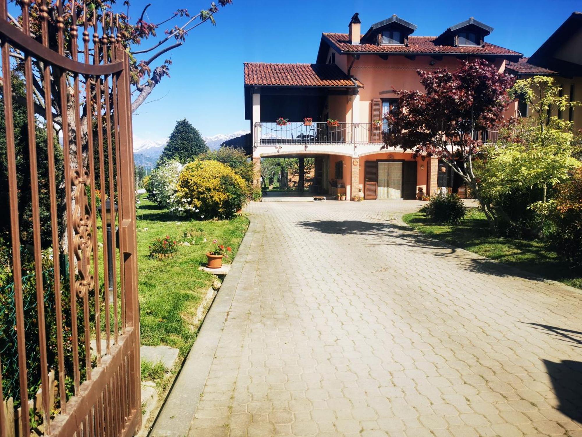 Апартаменты Orto Del Pettirosso Front Экстерьер фото